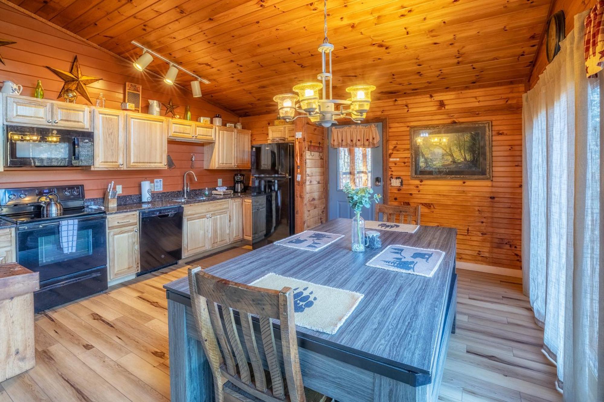 Real Log Cabin With Amazing Views, Hot Tub, Sauna, Games Gatlinburg Extérieur photo