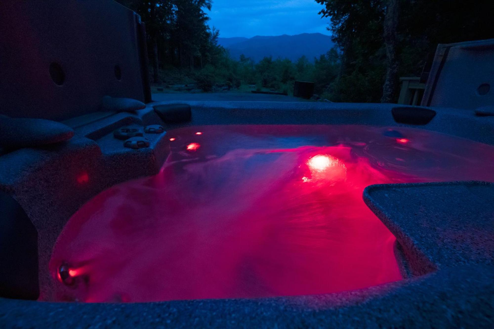 Real Log Cabin With Amazing Views, Hot Tub, Sauna, Games Gatlinburg Extérieur photo