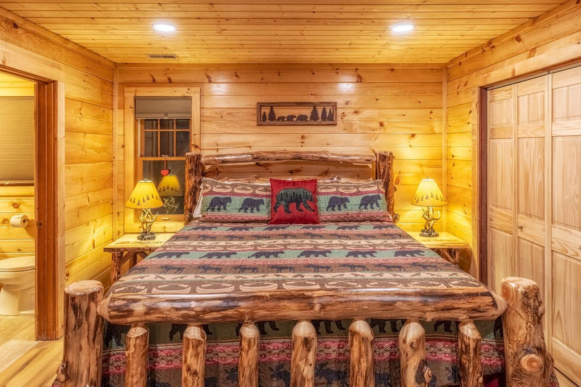 Real Log Cabin With Amazing Views, Hot Tub, Sauna, Games Gatlinburg Extérieur photo