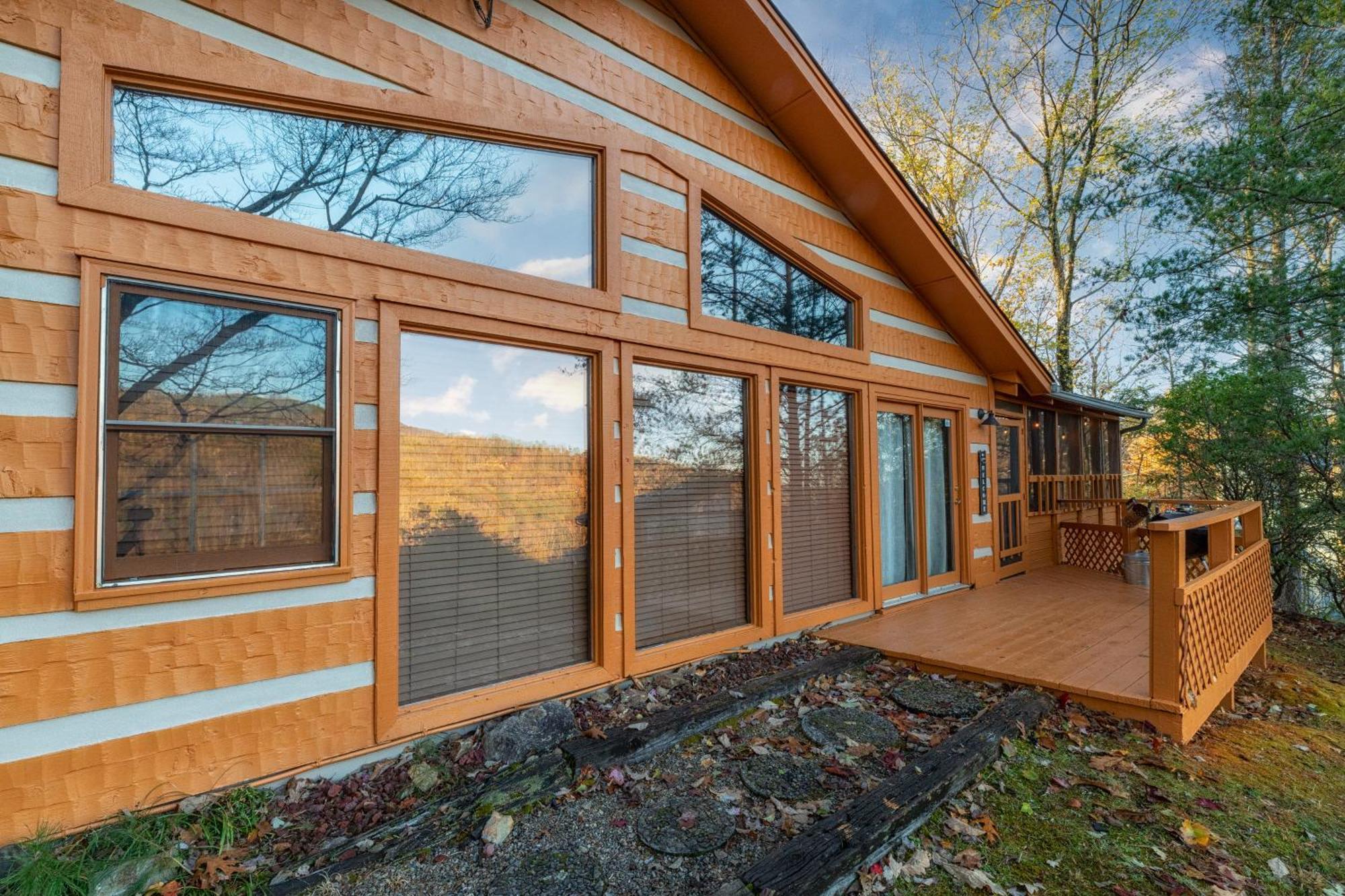 Real Log Cabin With Amazing Views, Hot Tub, Sauna, Games Gatlinburg Extérieur photo