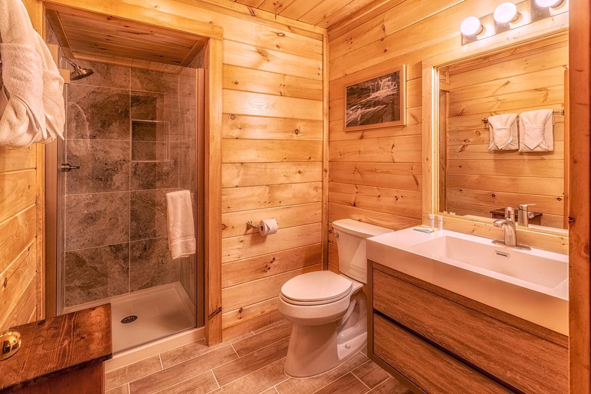 Real Log Cabin With Amazing Views, Hot Tub, Sauna, Games Gatlinburg Extérieur photo